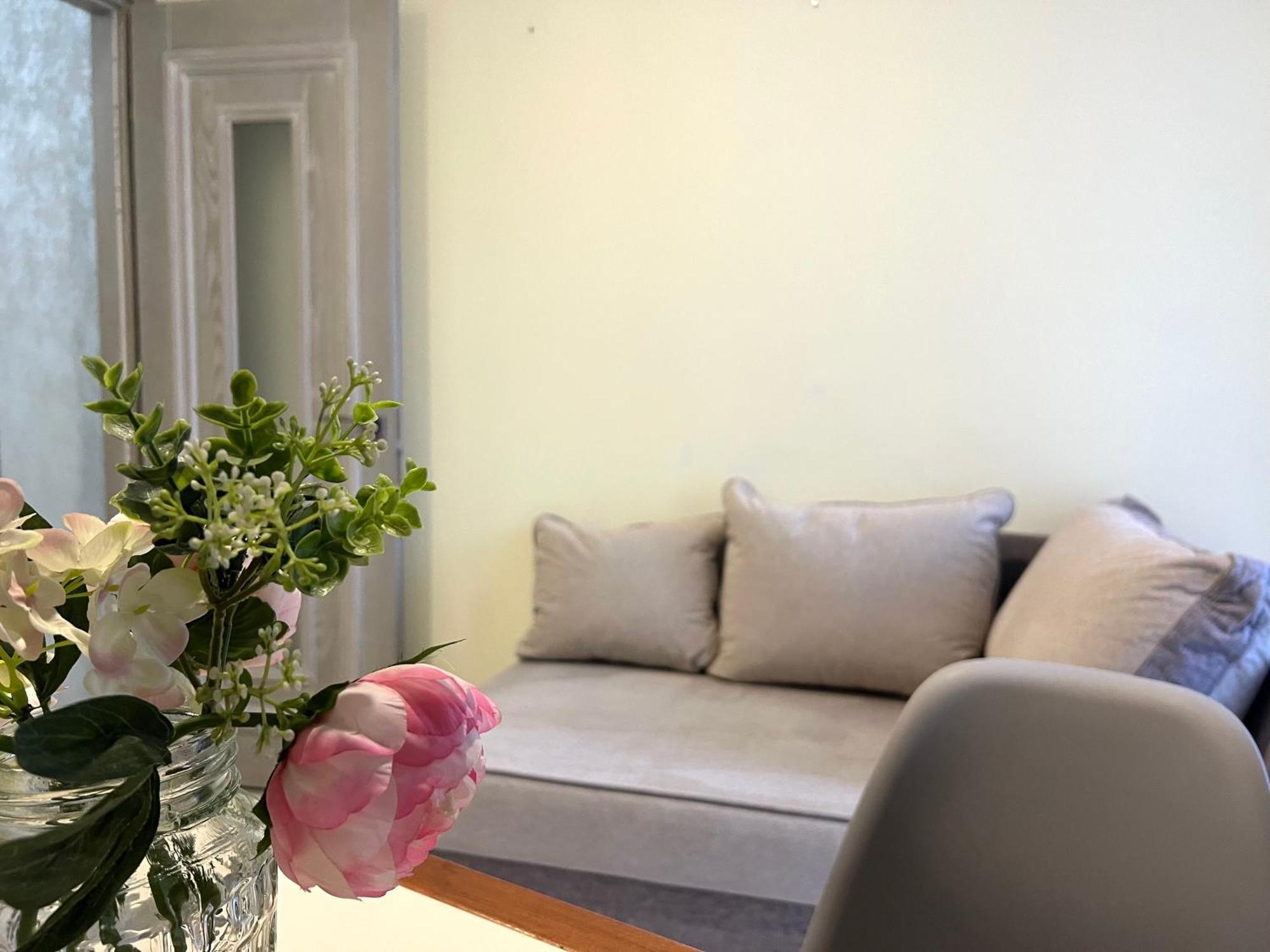 Apartments Vip Avalon Lviv Extérieur photo