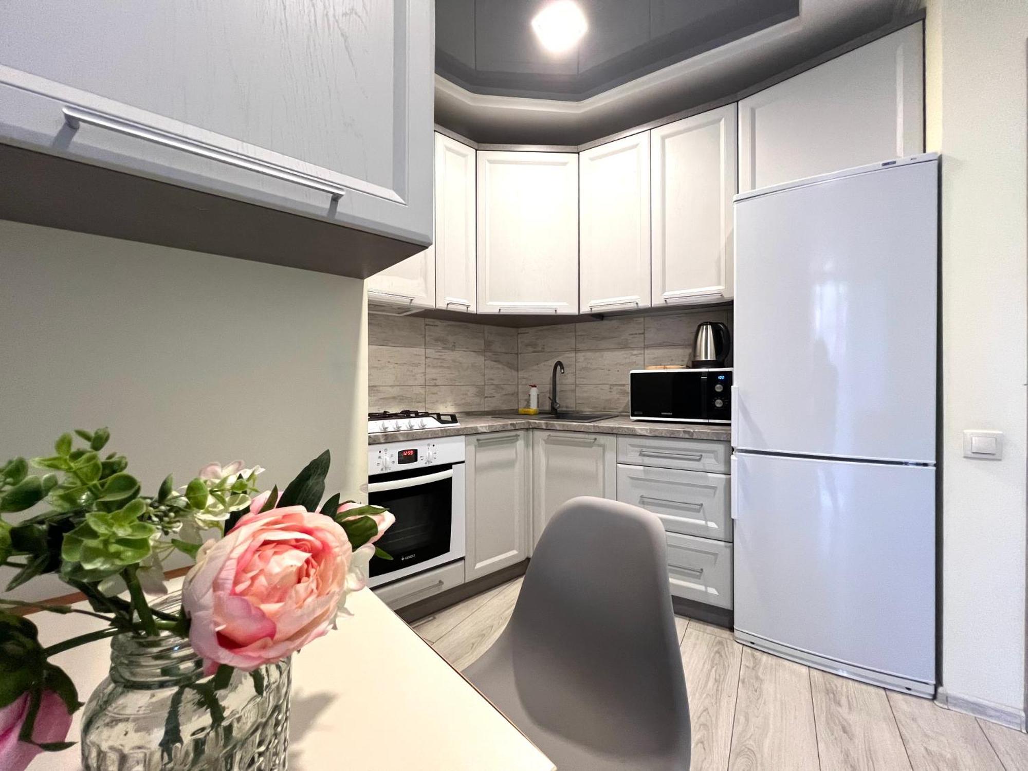 Apartments Vip Avalon Lviv Extérieur photo