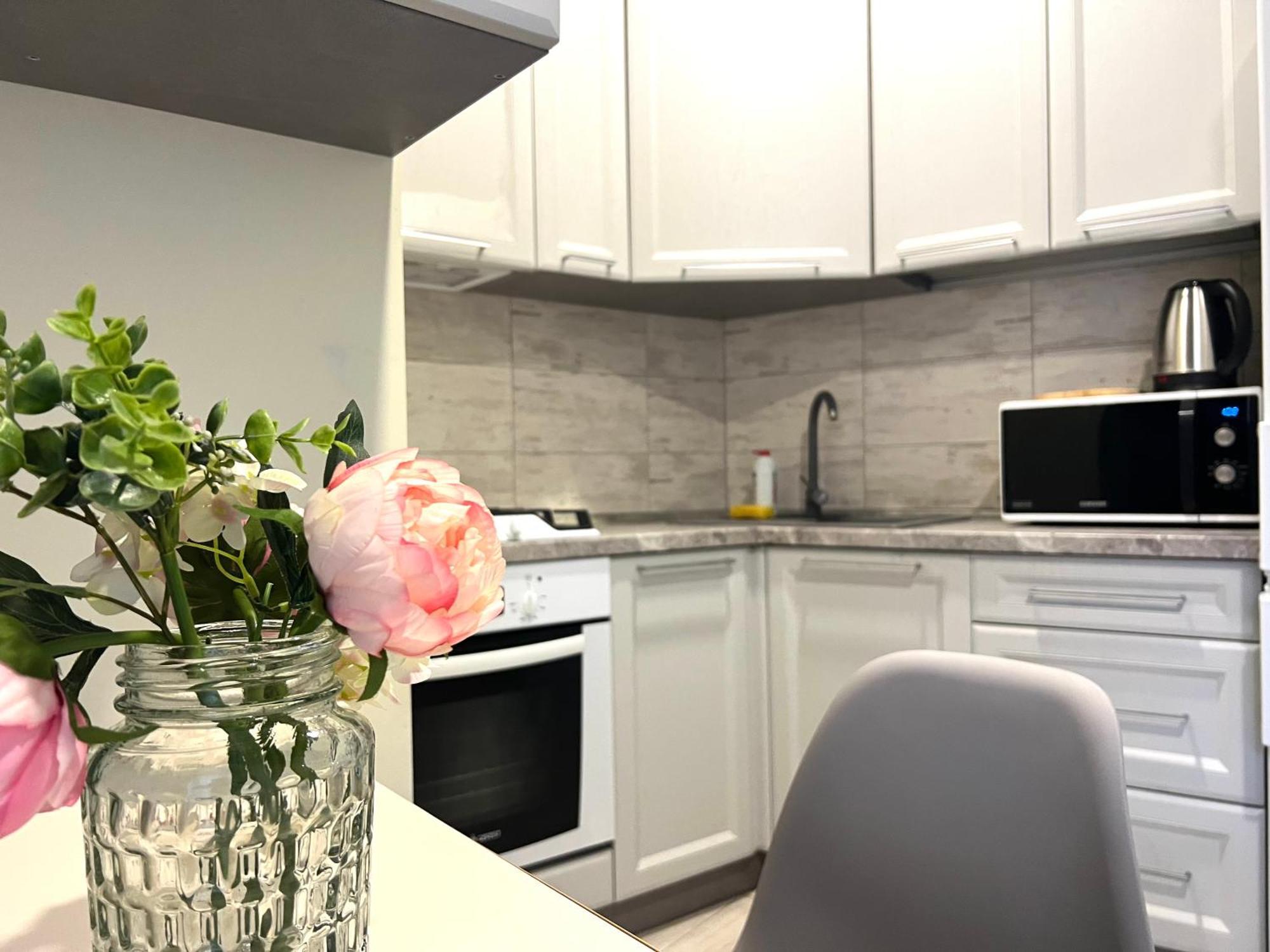 Apartments Vip Avalon Lviv Extérieur photo
